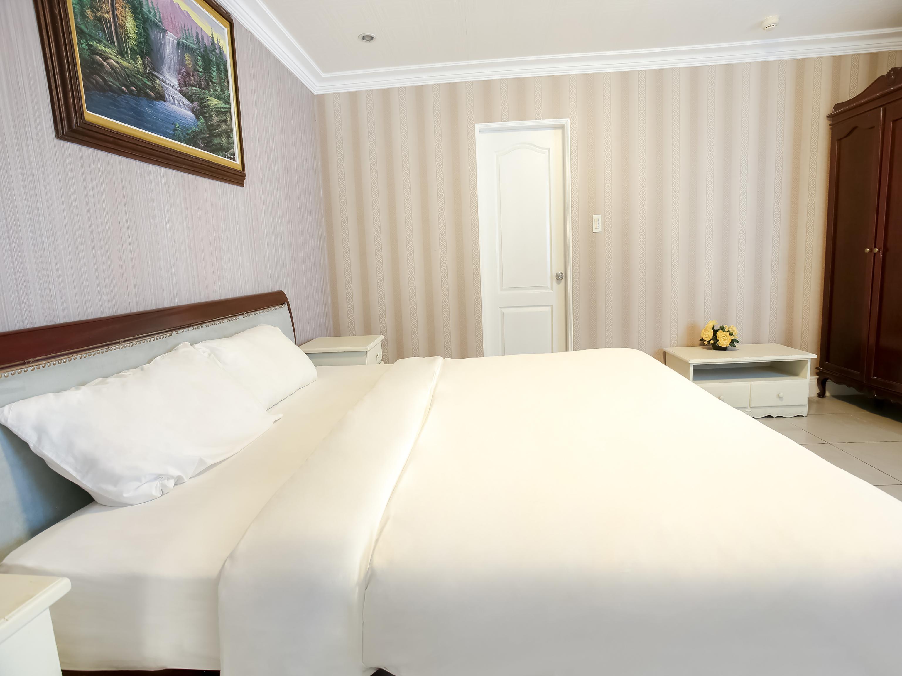 Hotel Euroasia By Bluebookers Angeles Exteriér fotografie